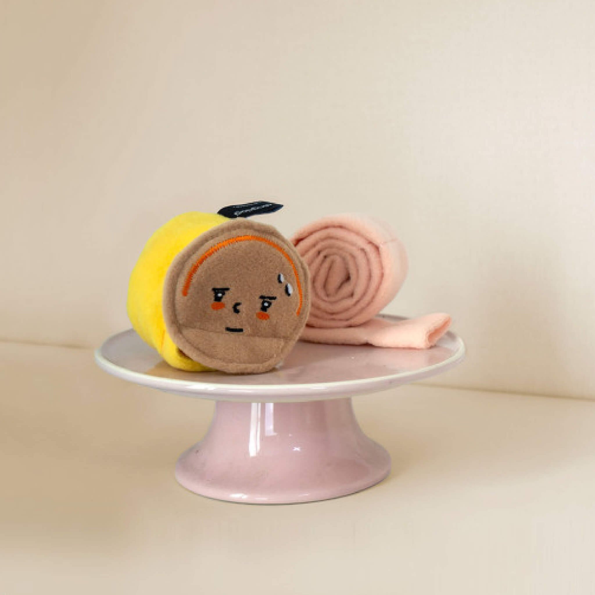 Tuna nosework toy with removable nosework insert.