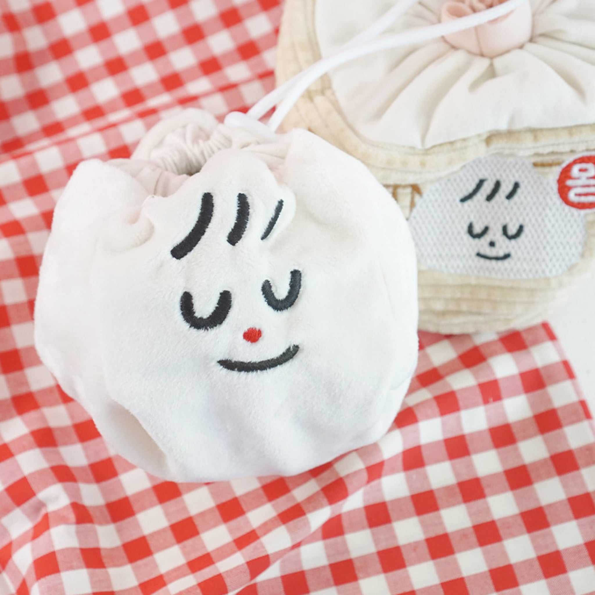 Dumpling pocket nosework toy with the dumpling nosework toy