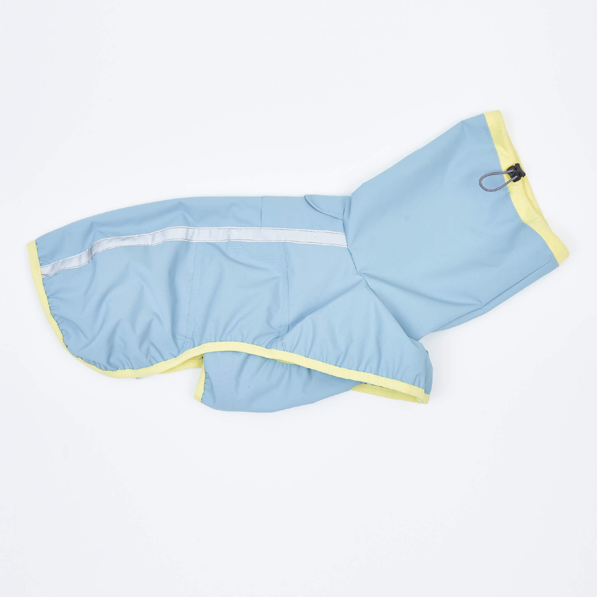 Rain coat in blue lemon.