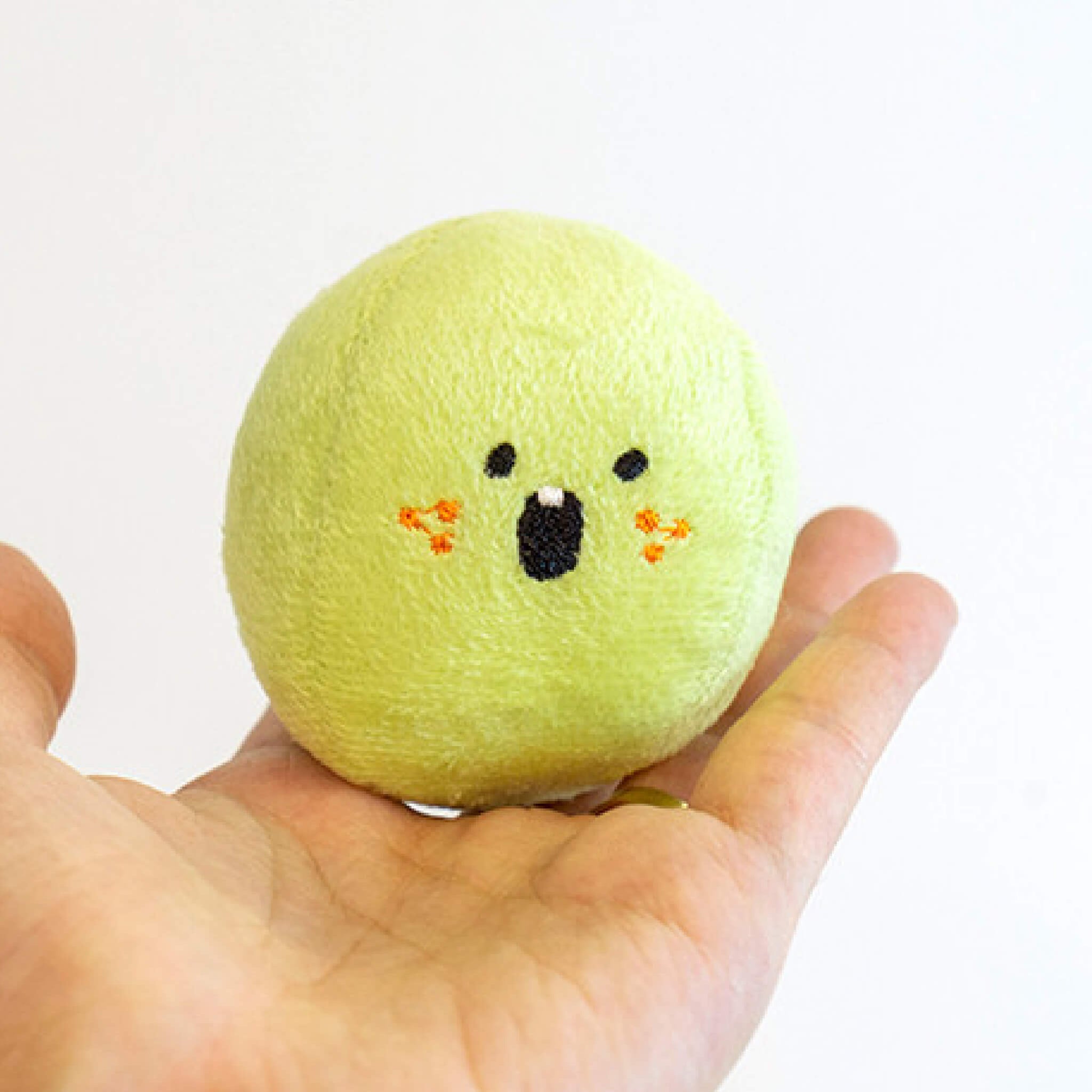 Removable grape ball.