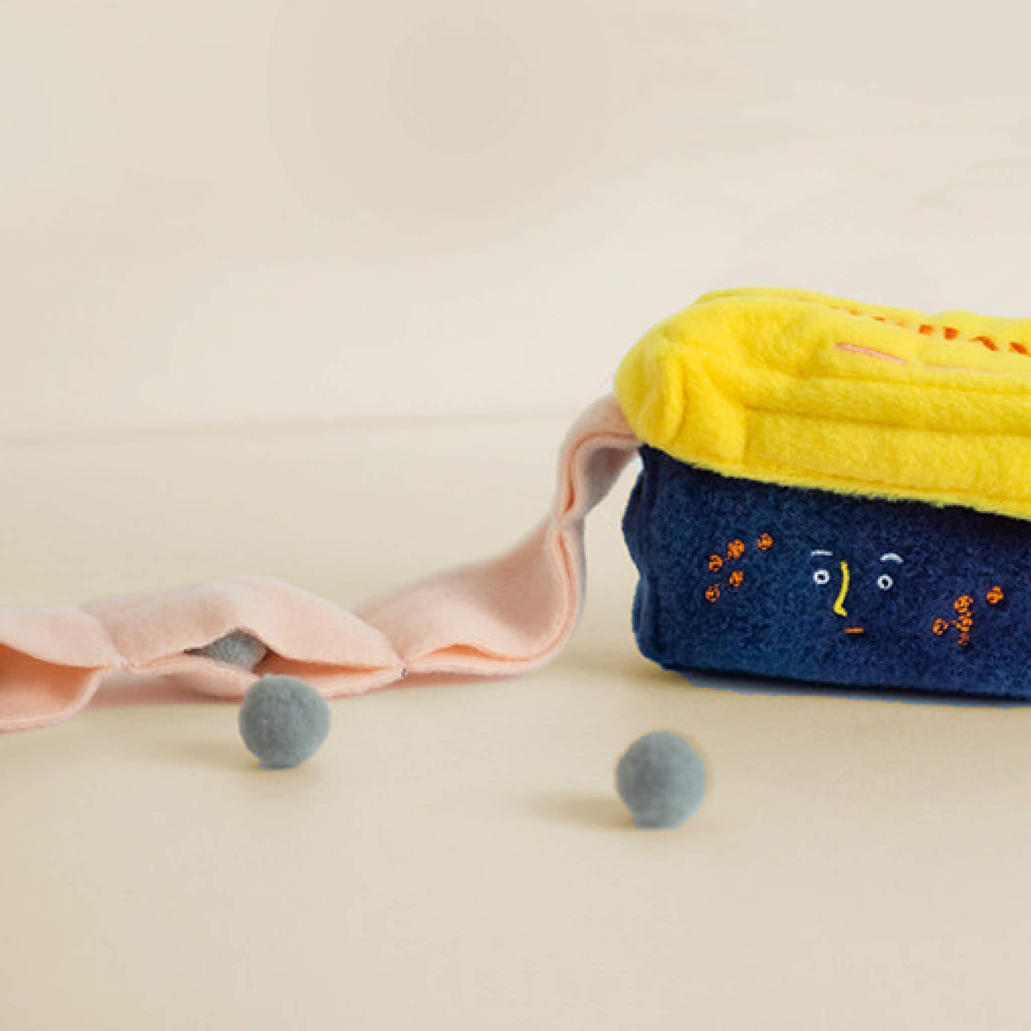 Dogham nosework toy with nosework insert.